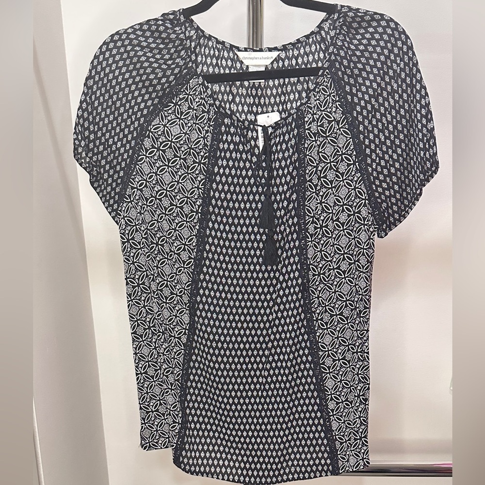 Christopher & Banks Black and White Relaxed Cap Sleeve Blouse